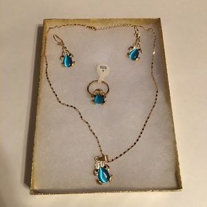 Blue Stone With Gold Set